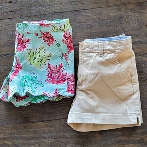Crown & Ivy Girls 8 Scalloped Shorts